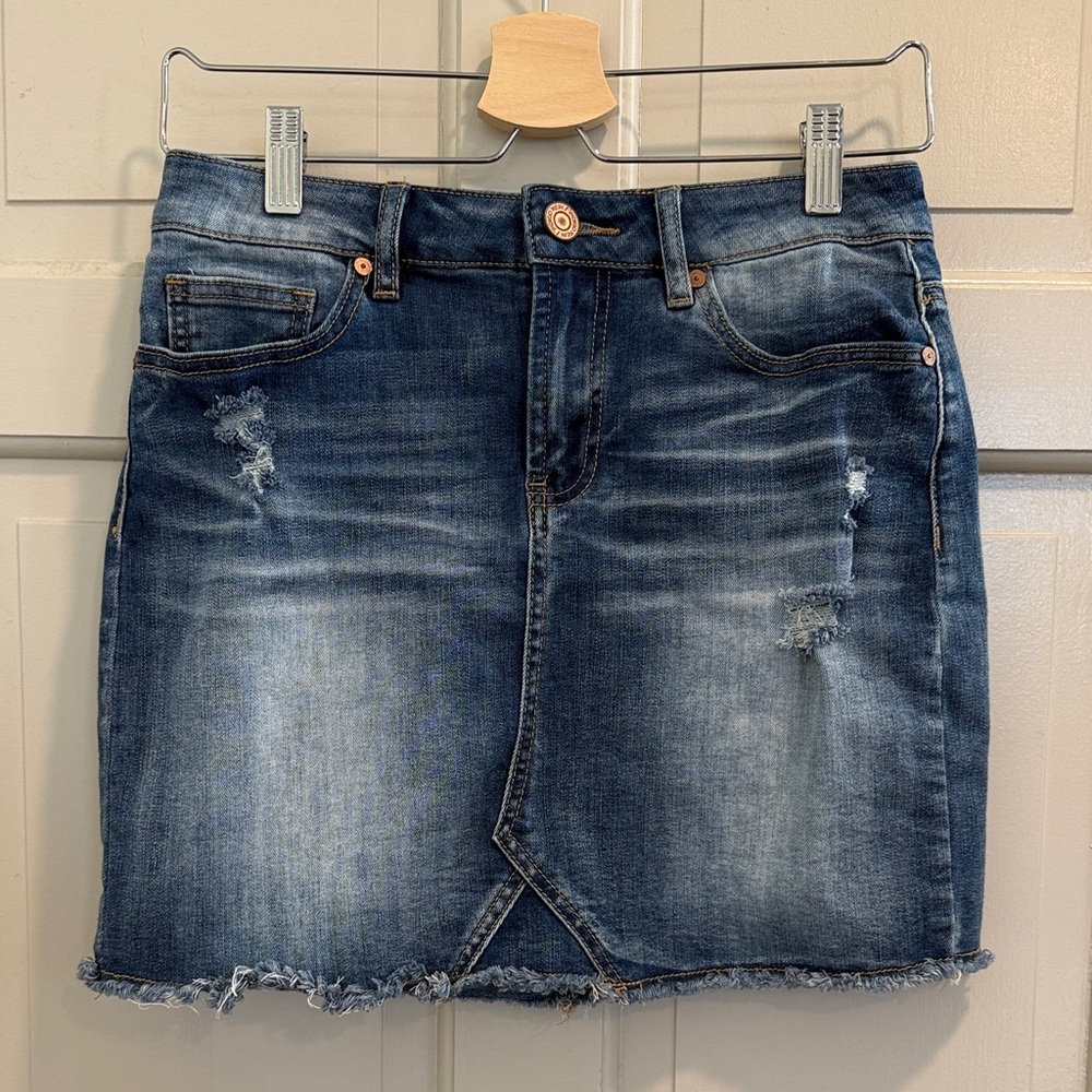 Juniors Indigo Rein Denim Distressed Mini Skirt Size 3